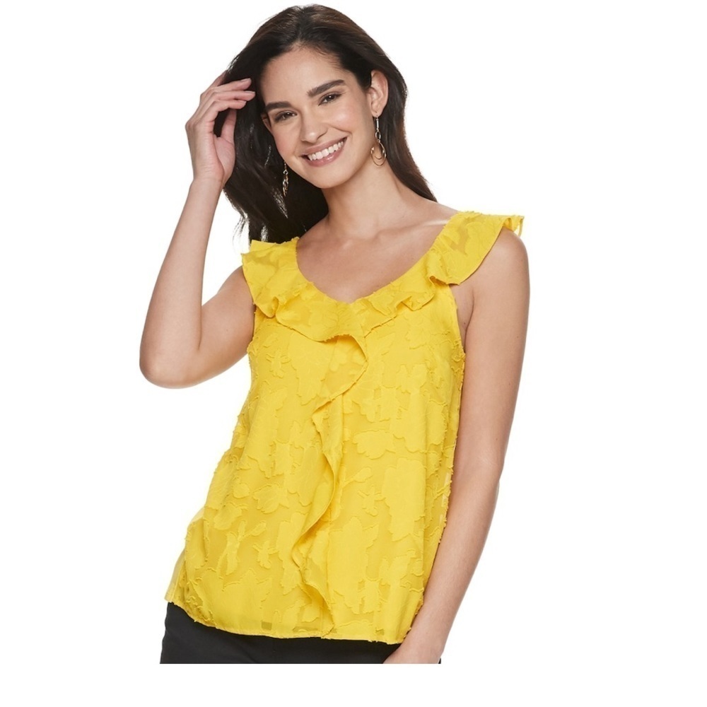Yellow Juniors' Apt. 9® Ruffle Front Tank size XL​​​​​​​